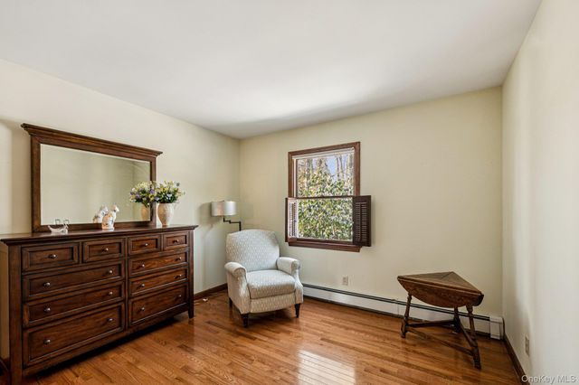 11 Lodge Lane, Belle Terre, NY 11777