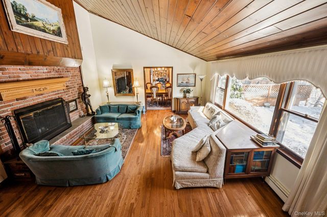 11 Lodge Lane, Belle Terre, NY 11777