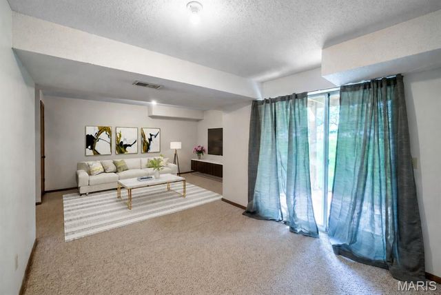 1003 Pocono Trail, Unincorporated, MO 63021
