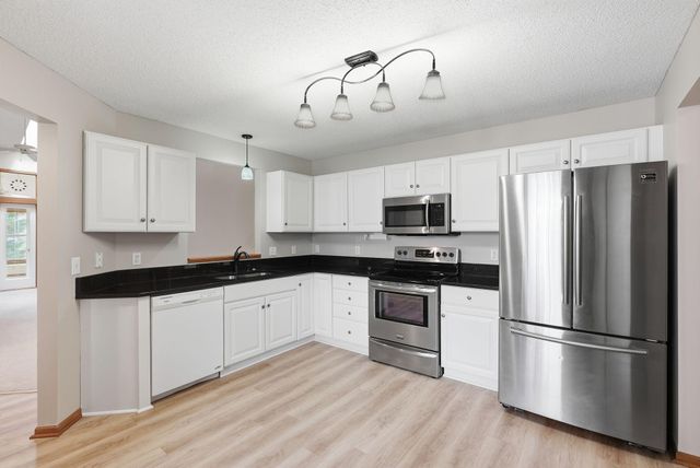 7966 Pinnacle Avenue NE, Otsego, MN 55330