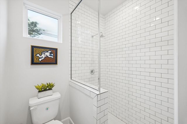 1055 Timbergrove Yards Lane, Houston, TX 77008