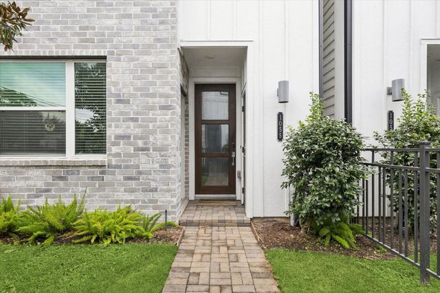 1055 Timbergrove Yards Lane, Houston, TX 77008