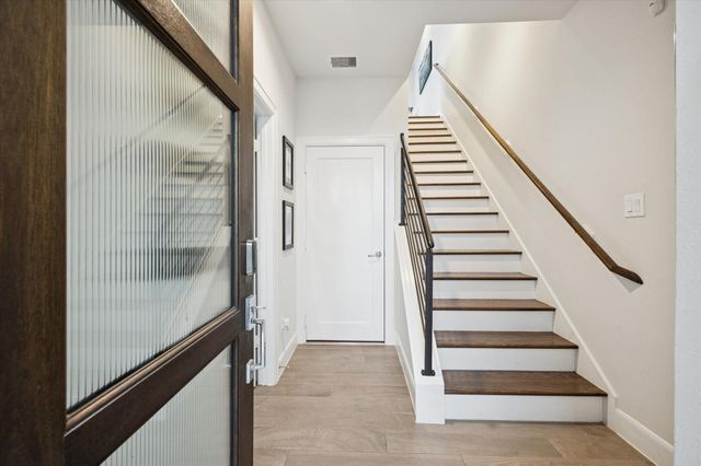 1055 Timbergrove Yards Lane, Houston, TX 77008