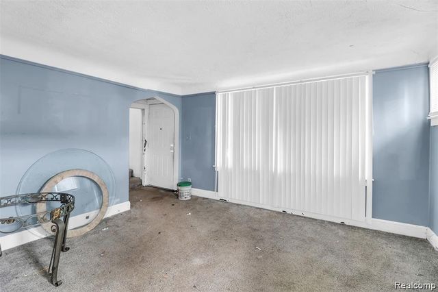 15354 Stansbury Street, Detroit, MI 48227