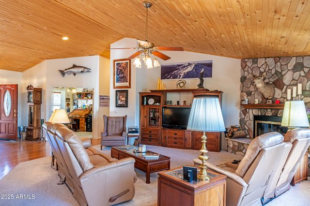 861 E Pine Oaks Drive, Show Low, AZ 85901