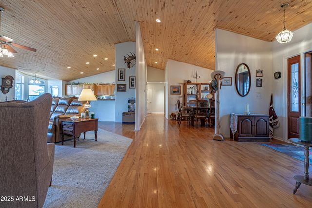 861 E Pine Oaks Drive, Show Low, AZ 85901