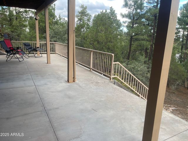 861 E Pine Oaks Drive, Show Low, AZ 85901