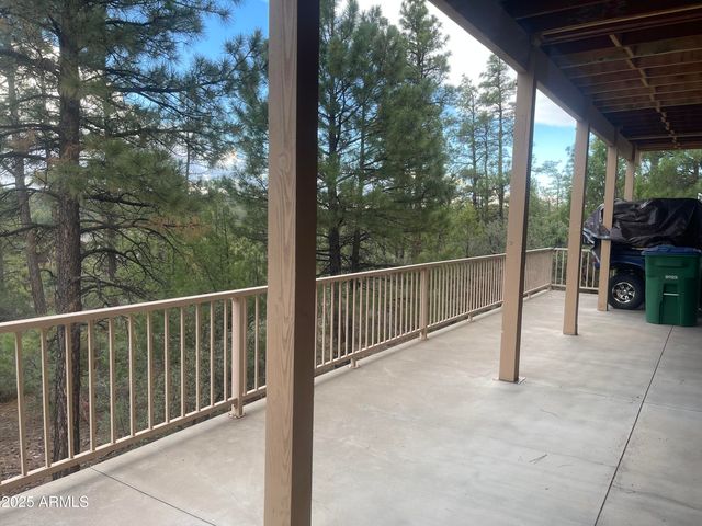 861 E Pine Oaks Drive, Show Low, AZ 85901