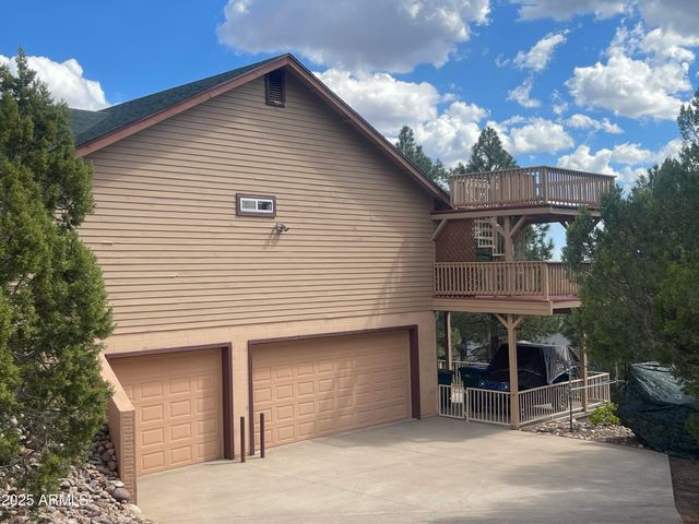 861 E Pine Oaks Drive, Show Low, AZ 85901