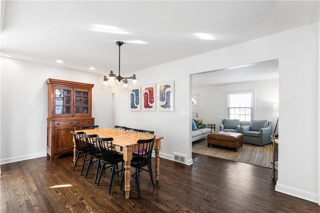 2719 W 51st Street, Westwood, KS 66205