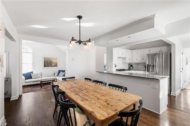 2719 W 51st Street, Westwood, KS 66205