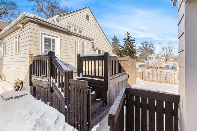 2719 W 51st Street, Westwood, KS 66205