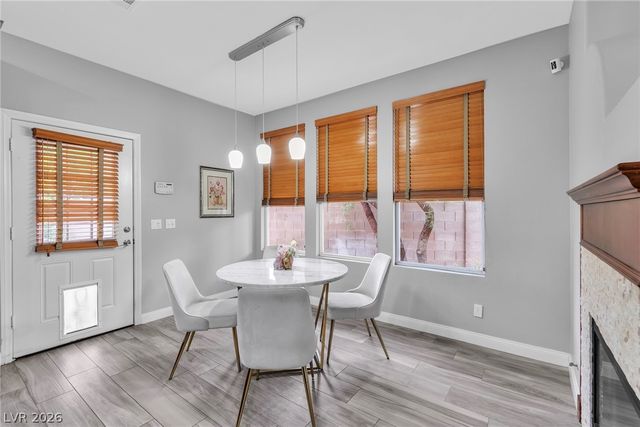 1000 Meadowleah Street, Las Vegas, NV 89145