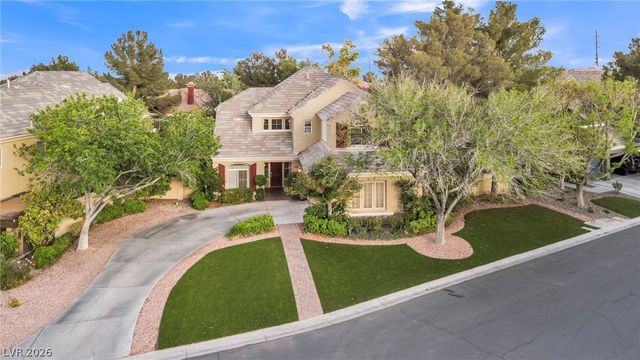 1000 Meadowleah Street, Las Vegas, NV 89145