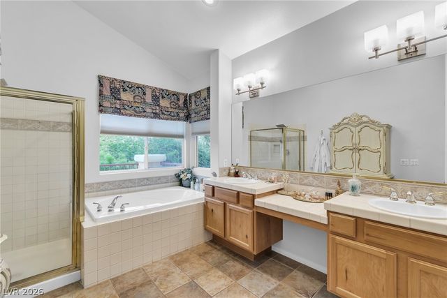 1000 Meadowleah Street, Las Vegas, NV 89145