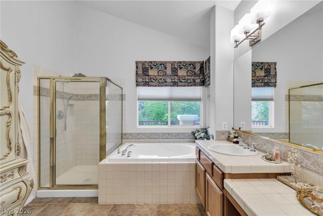 1000 Meadowleah Street, Las Vegas, NV 89145