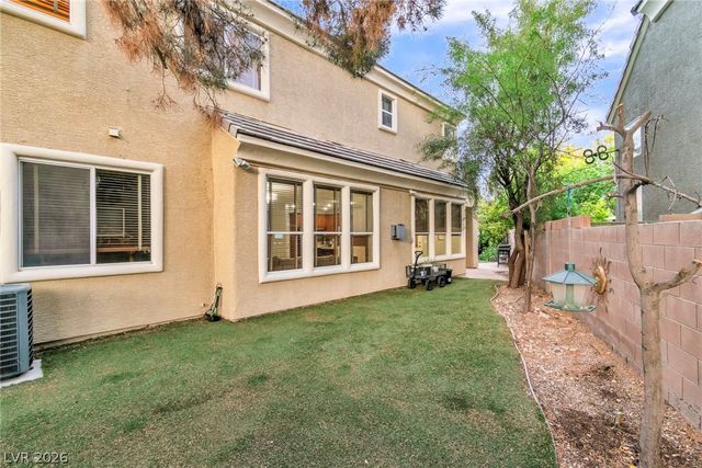 1000 Meadowleah Street, Las Vegas, NV 89145