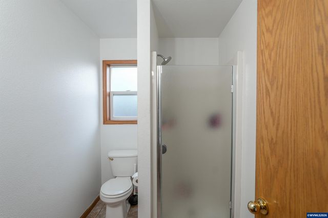 2573 Michael Dr NE, Salem, OR 97305