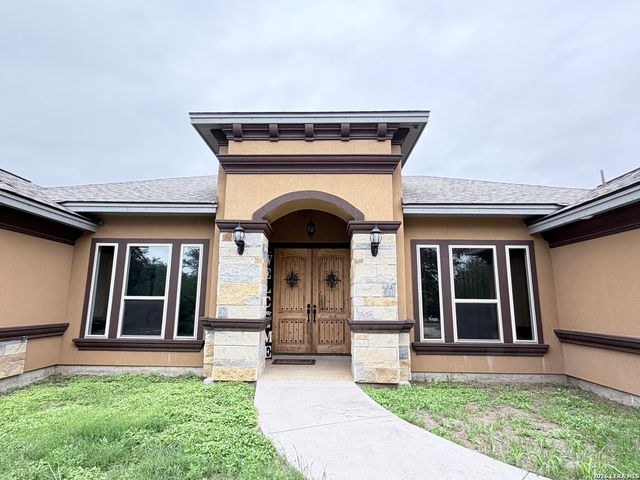 3731 Flyn Y, San Antonio, TX 78253