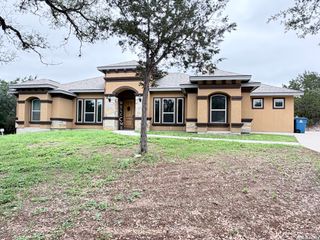 3731 Flyn Y, San Antonio, TX 78253
