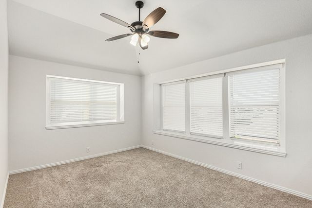 303 Pineview Lane, Ponder, TX 76259