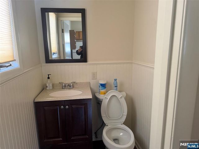 307 Main Street, Lodi, NJ 07644