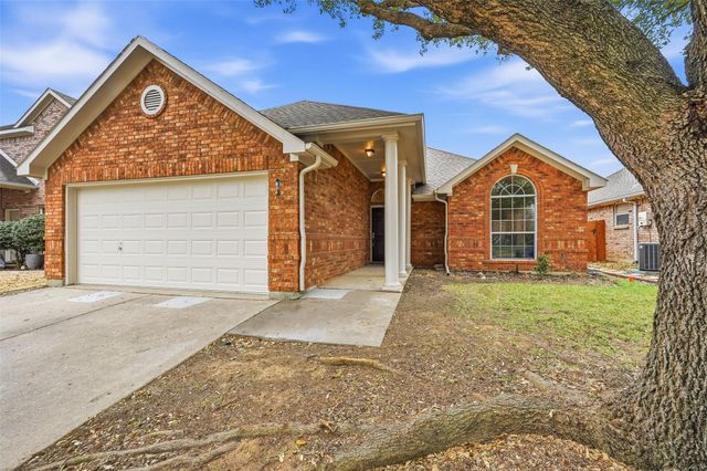 4416 Ridgeway Drive, Mansfield, TX 76063