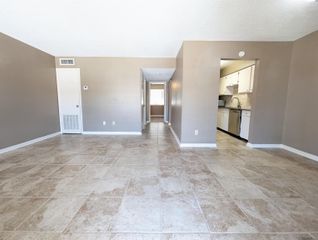 1701 Lobdell Ave #15, Baton Rouge, LA 70806