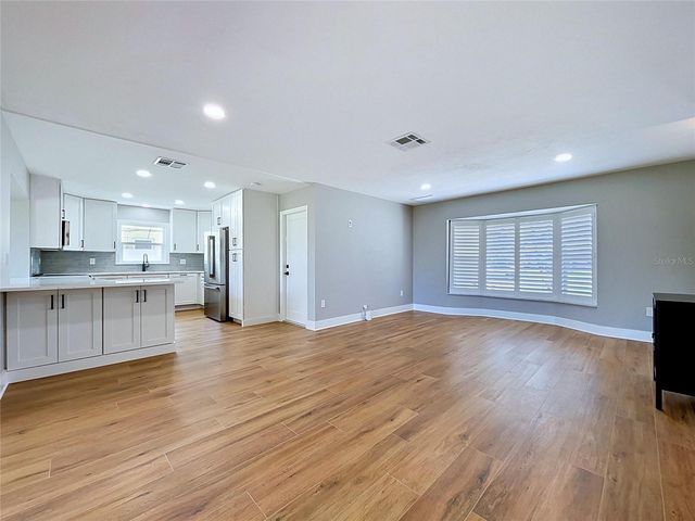 381 WESTWINDS DRIVE, Palm Harbor, FL 34683
