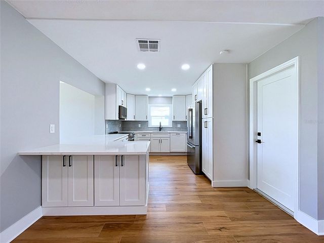 381 WESTWINDS DRIVE, Palm Harbor, FL 34683