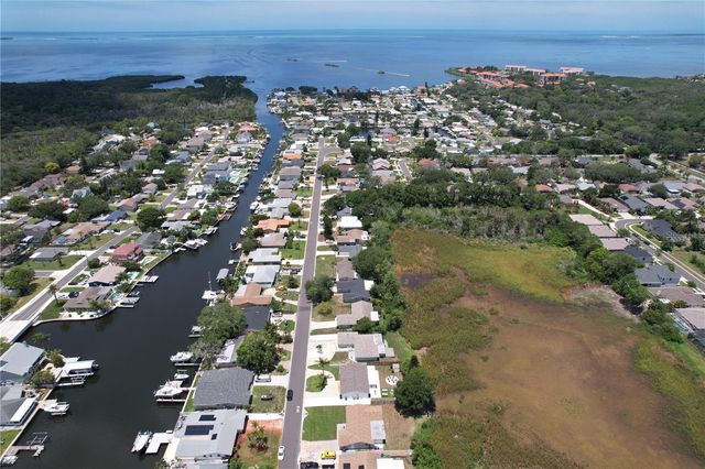 381 WESTWINDS DRIVE, Palm Harbor, FL 34683