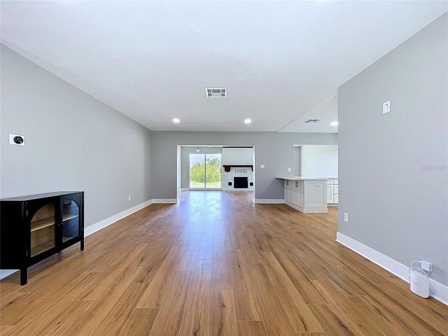 381 WESTWINDS DRIVE, Palm Harbor, FL 34683