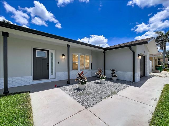 381 WESTWINDS DRIVE, Palm Harbor, FL 34683