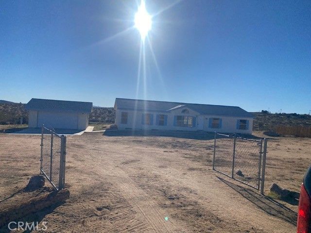 423 Delgada Avenue, Yucca Valley, CA 92284