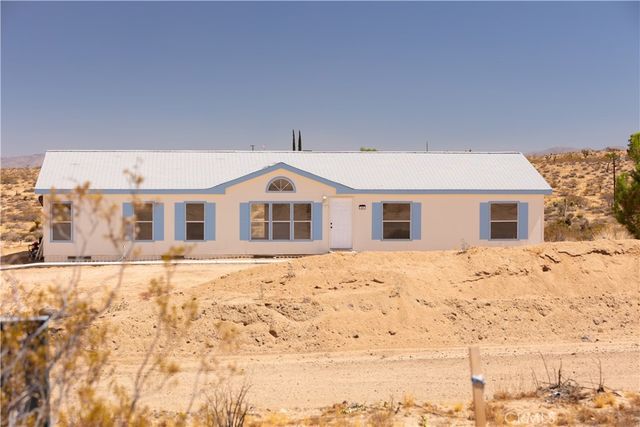 423 Delgada Avenue, Yucca Valley, CA 92284