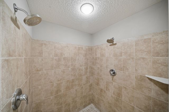 5484 Snell Court SE, Prior Lake, MN 55372