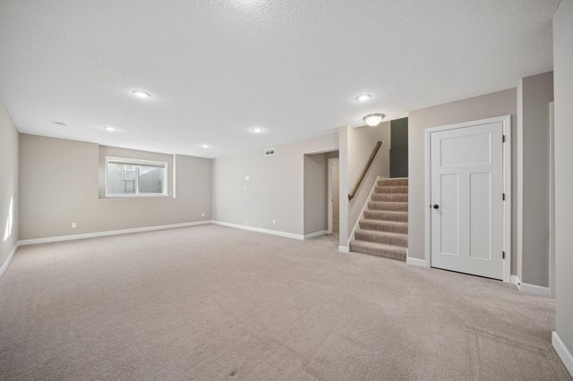 5484 Snell Court SE, Prior Lake, MN 55372