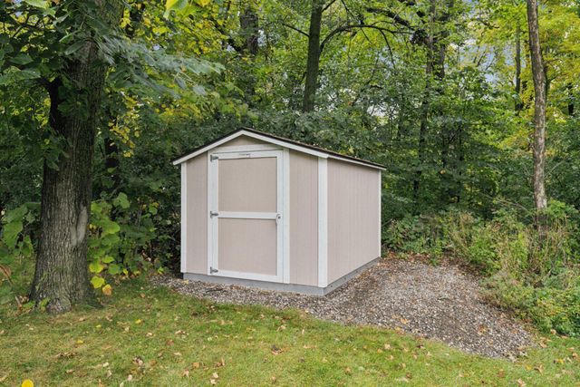 5484 Snell Court SE, Prior Lake, MN 55372