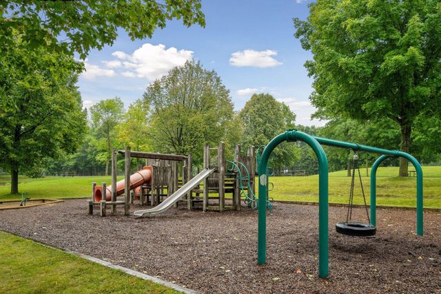 5484 Snell Court SE, Prior Lake, MN 55372