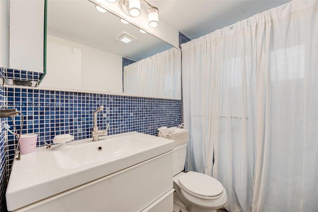 2792 SW 22nd Avenue, Miami, FL 33133