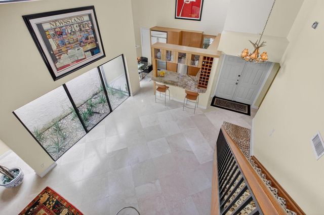 6130 Vía Tierra, Boca Raton, FL 33433