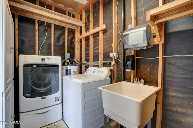 20429 E Hereford Drive, Mayer, AZ 86333