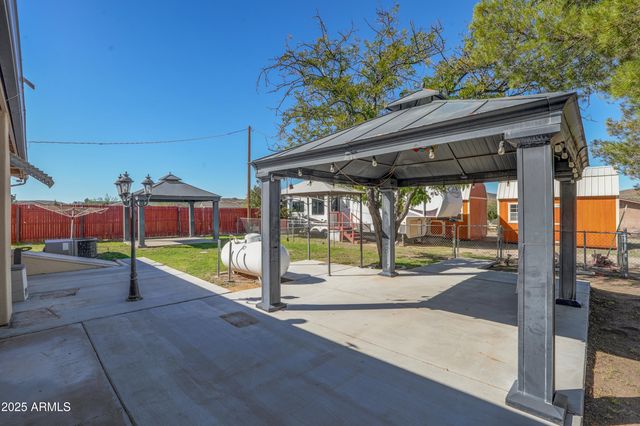 20429 E Hereford Drive, Mayer, AZ 86333