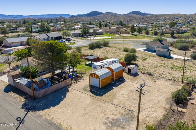 20429 E Hereford Drive, Mayer, AZ 86333