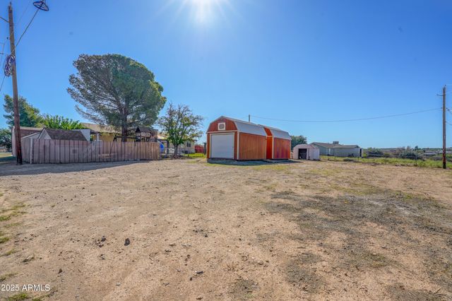 20429 E Hereford Drive, Mayer, AZ 86333
