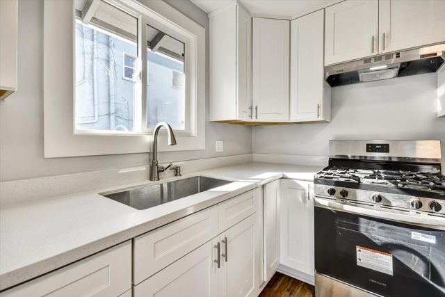 367 College Street, Hollister, CA 95023