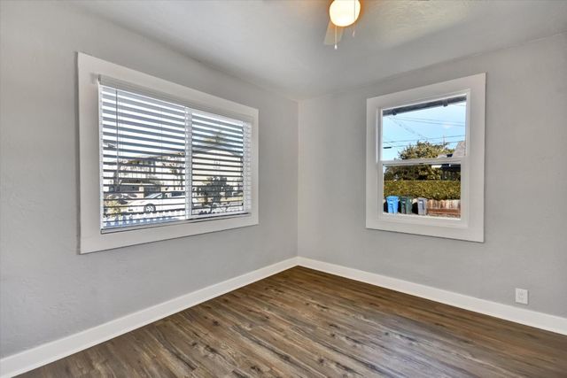 367 College Street, Hollister, CA 95023