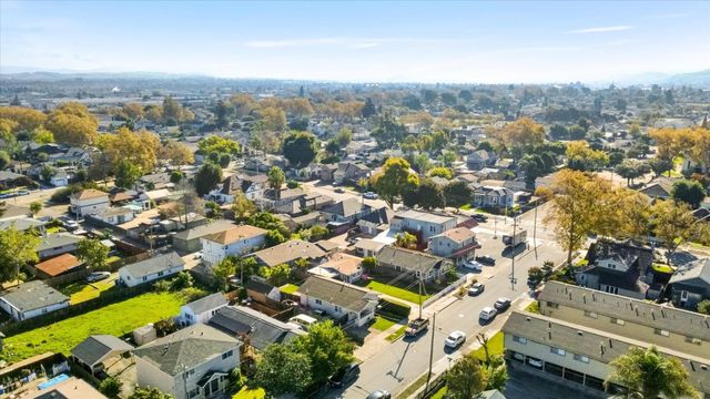 367 College Street, Hollister, CA 95023