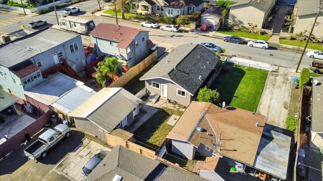 367 College Street, Hollister, CA 95023
