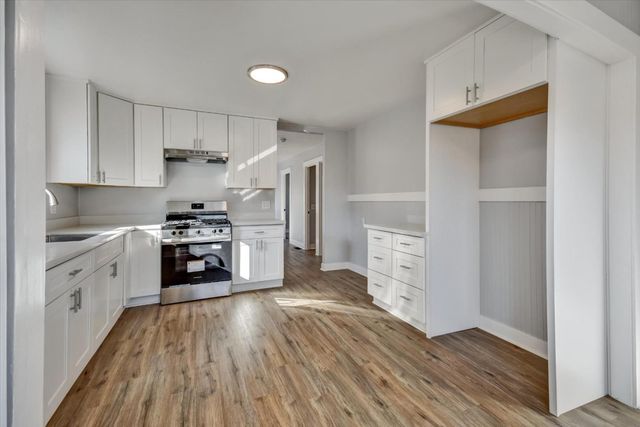 367 College Street, Hollister, CA 95023